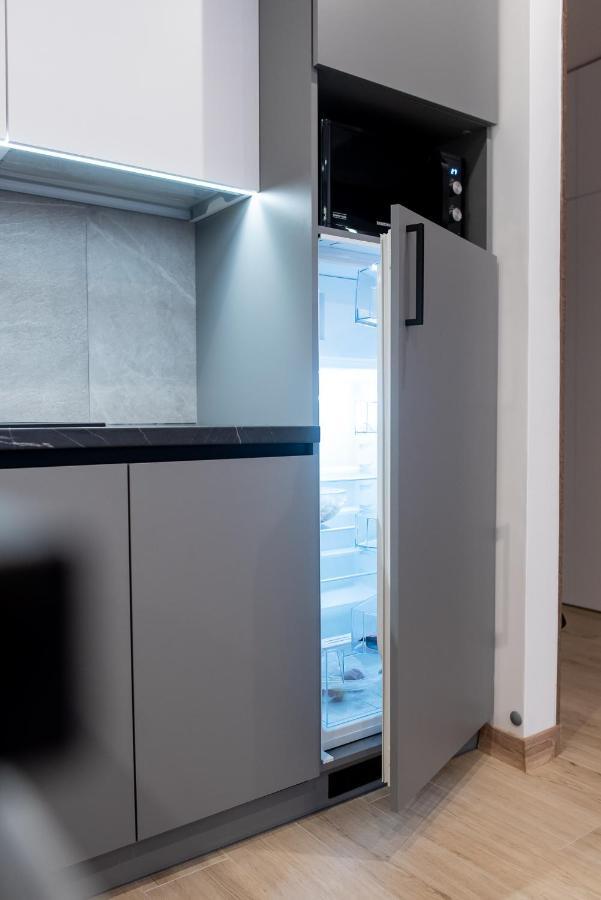 Dream Life Apartment Lviv Buitenkant foto